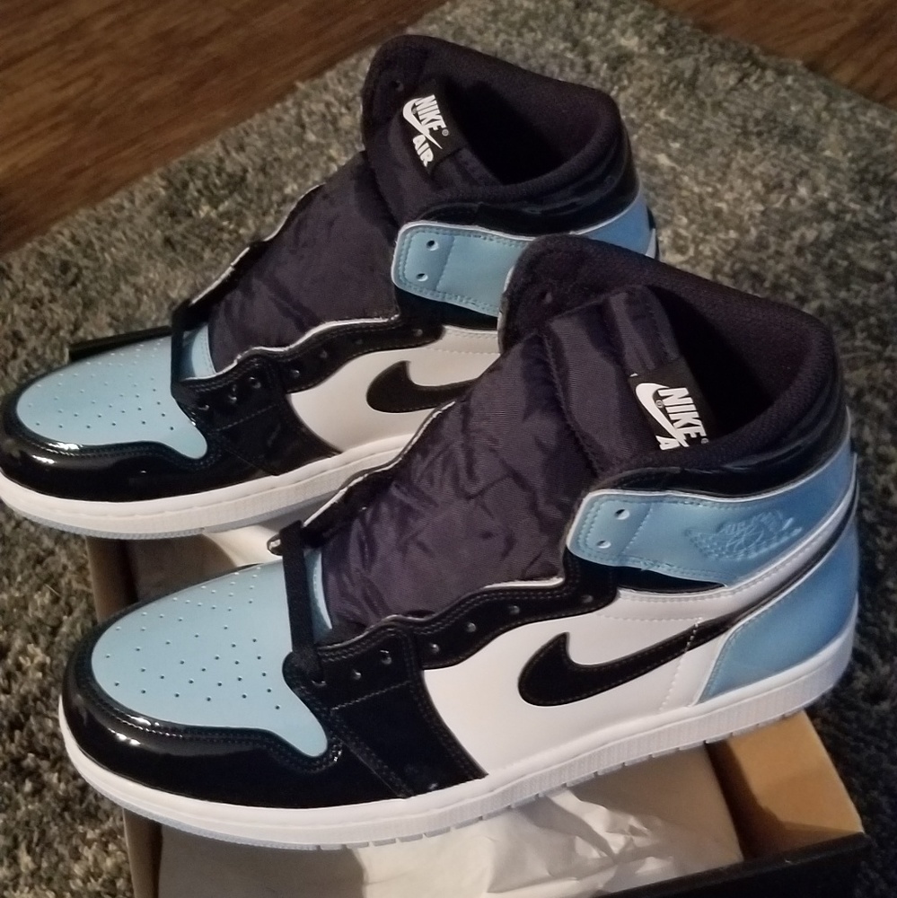 Jordan retro 1 unc